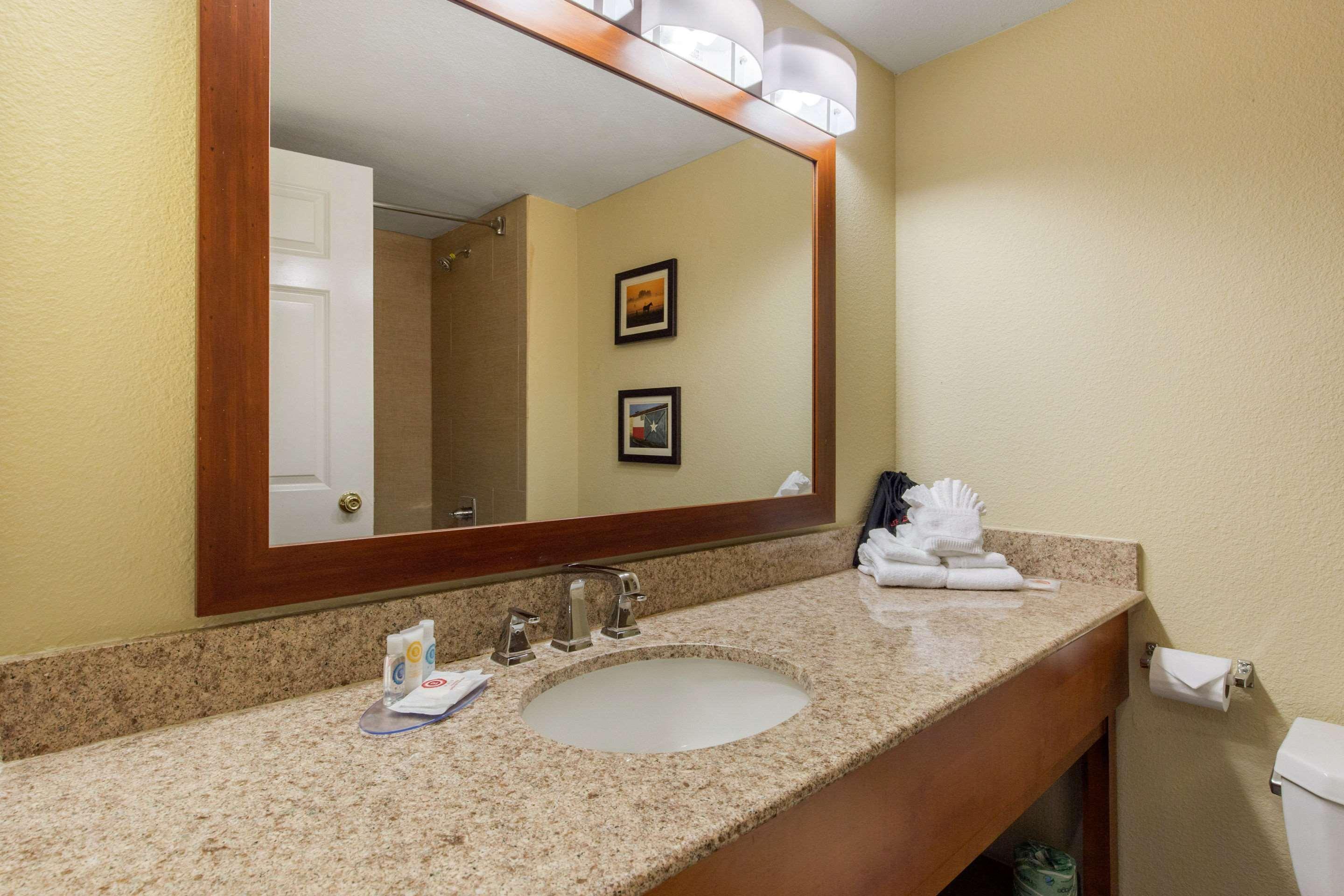 Comfort Inn & Suites Sw Houston Sugarland Extérieur photo