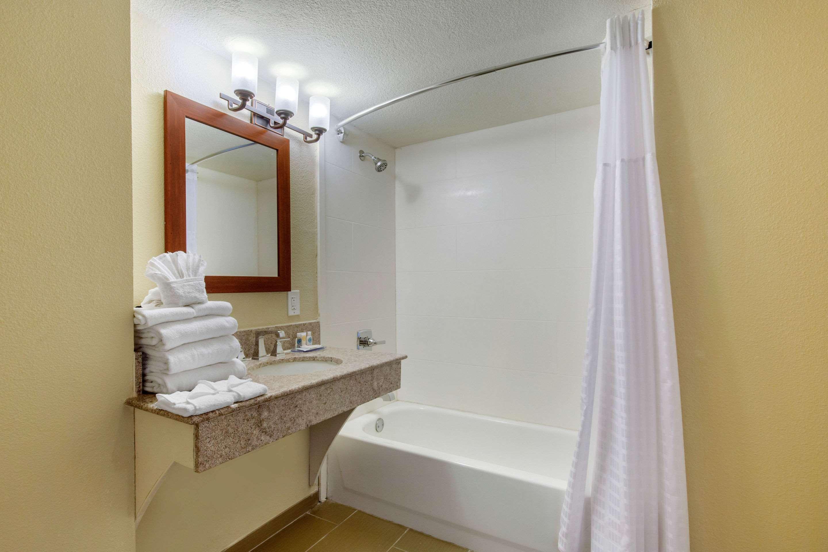 Comfort Inn & Suites Sw Houston Sugarland Extérieur photo